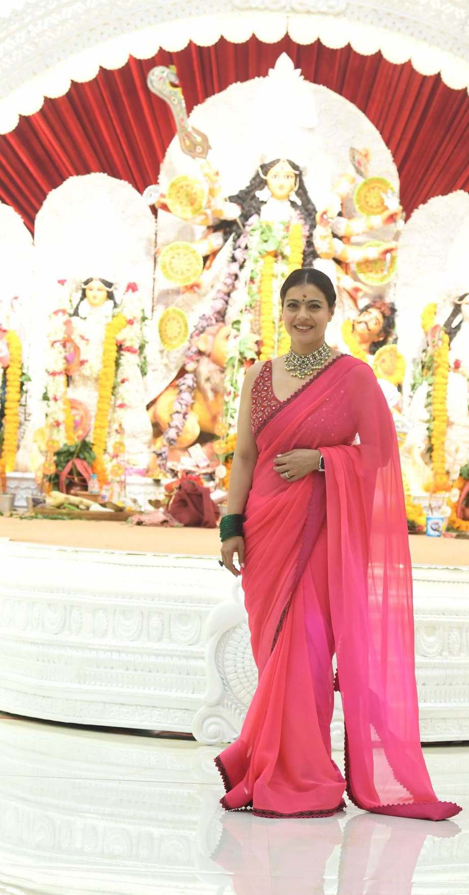 Kajol in pink saree by Punit balana for durga puja day1 1 Kajol in pink saree by Punit balana for durga puja day1-1