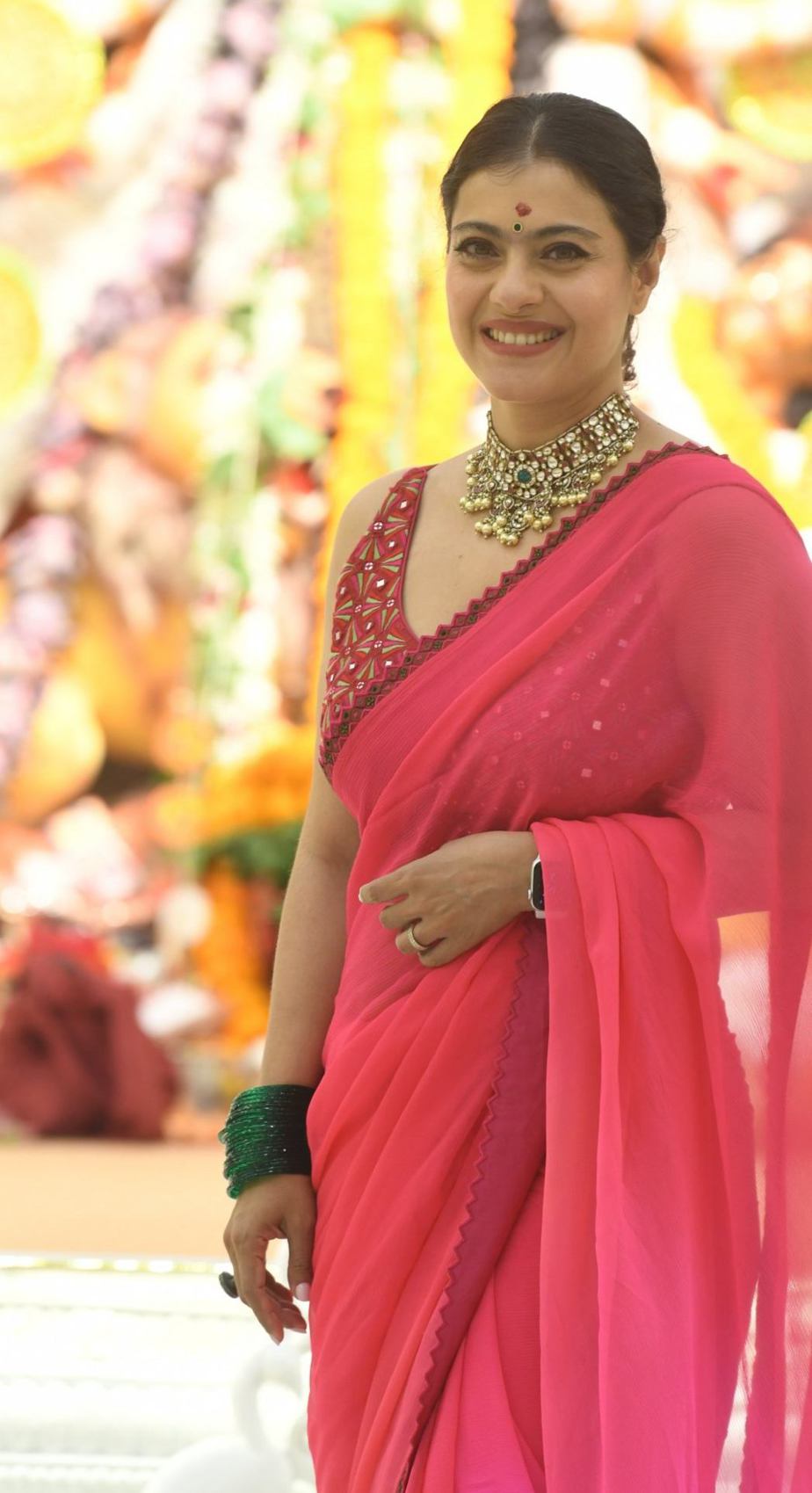 Kajol in pink saree by Punit balana for durga puja day1 3 Kajol in pink saree by Punit balana for durga puja day1-3