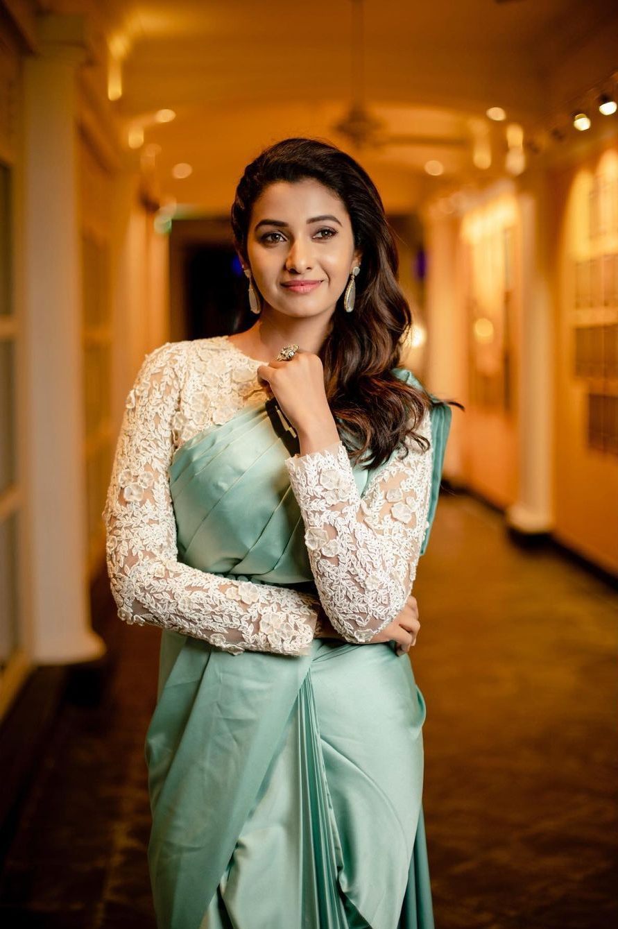 Priya Bhavani shankar in a mint green saree by Ashwini Thiyagarajan for ohmanna penne pre release 3 Priya Bhavani shankar in a mint green saree by Ashwini Thiyagarajan for ohmanna penne pre-release-3