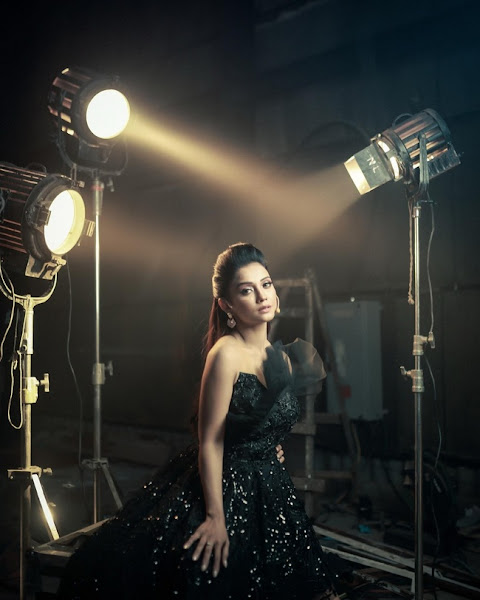 Adaa Khan's Most Recent Sexy Photoshoot Flipkart