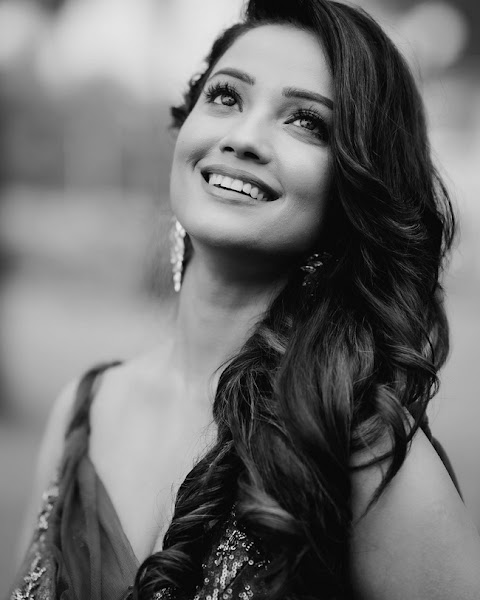 Adaa Khan's Most Recent Sexy Photoshoot Flipkart