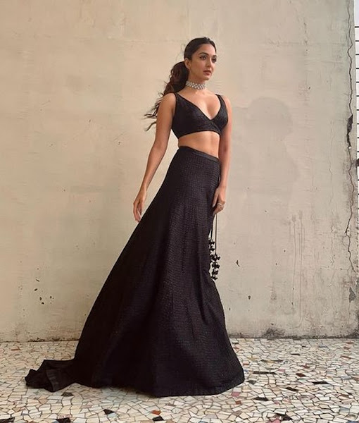 Amazing Looks of Actress Kiara Advani Flipkart