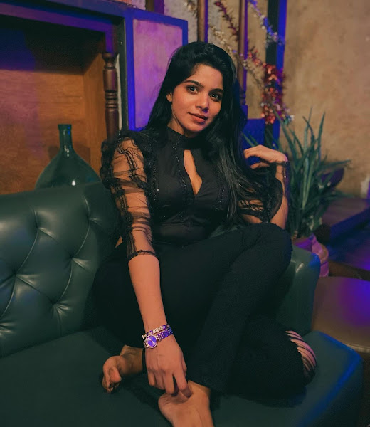 Latest Hot Photos Of Divya Bharathi Flipkart