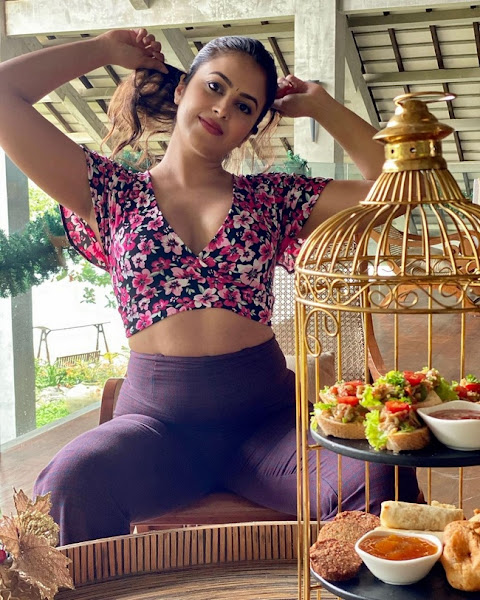 Shobhita Rana Mesmerizing Stills Flipkart