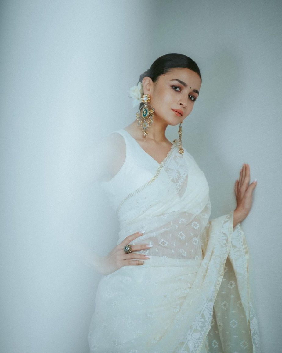 Alia Bhatt in ivory saree by Madhurya creations for GBK promotions Alia Bhatt in ivory saree by Madhurya creations for GBK promotions