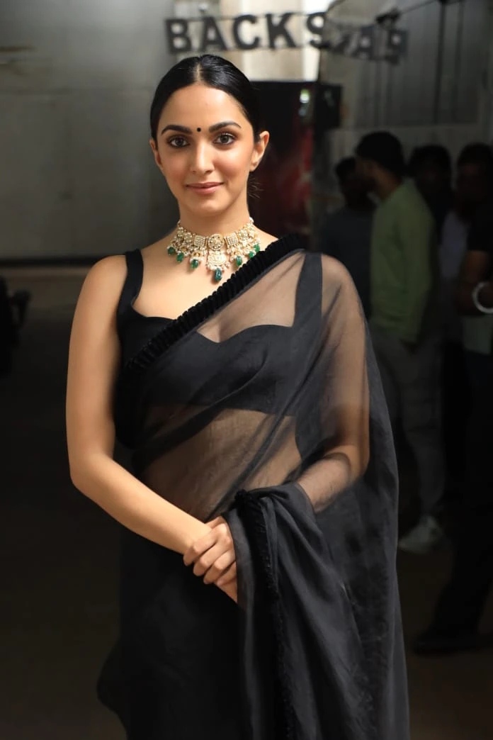 kiara advani in a black saree for jug jug jeeyo1 kiara advani in a black saree for jug jug jeeyo1
