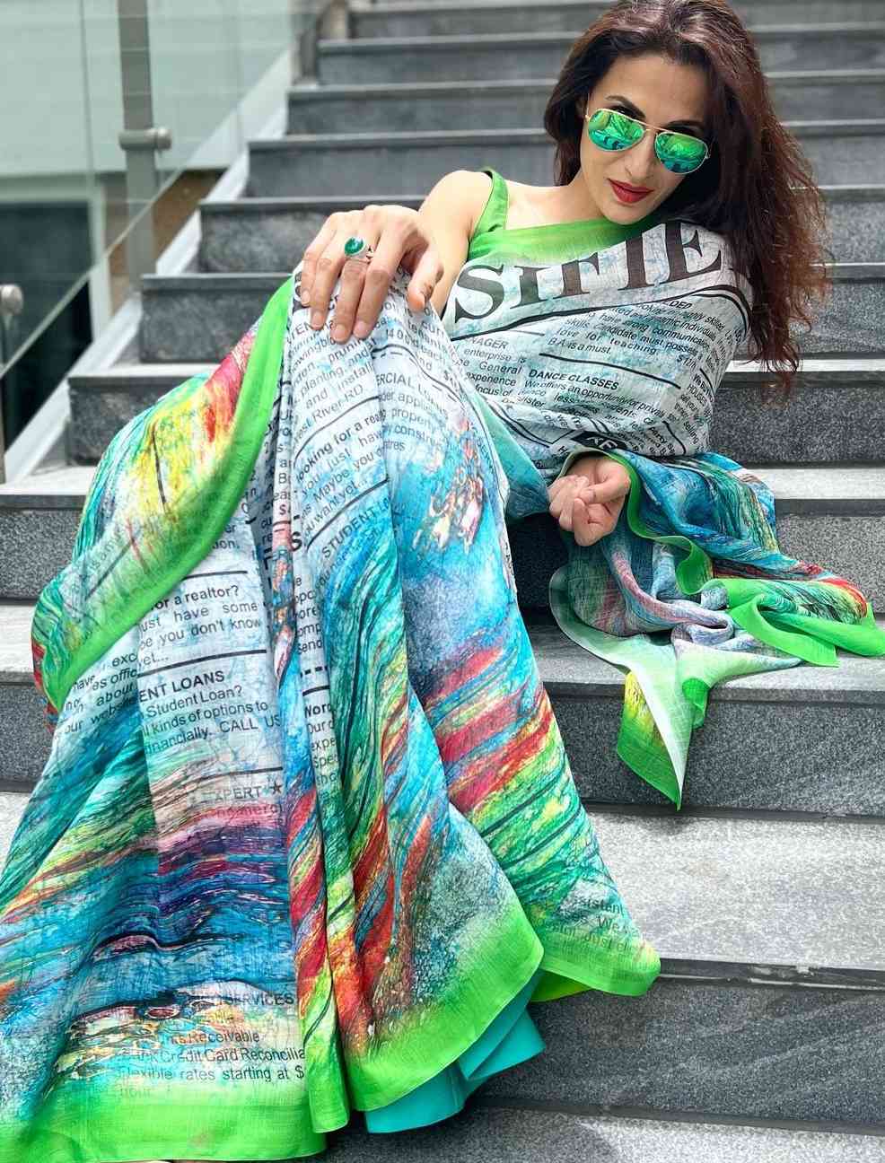 shilpa reddy in a printed ivory saree shilpa reddy in a printed ivory saree