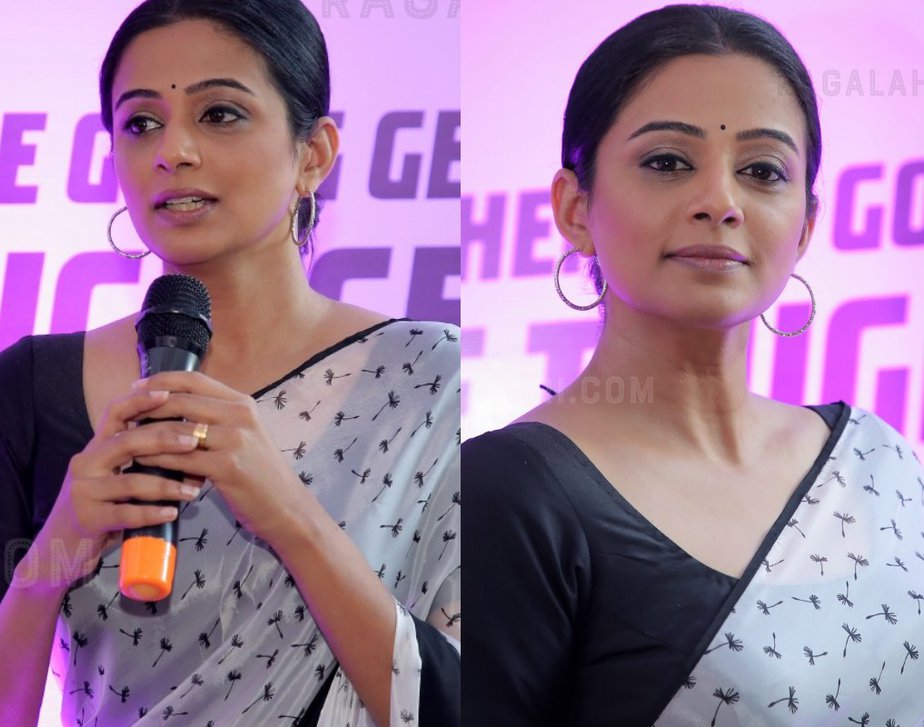 priya mani in white saree for breast cancer program featured 1 priya mani in white saree for breast cancer program-featured (1)