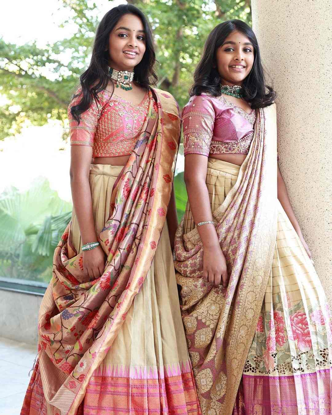 vishnu manchu and family for diwali22 in label vida vishnu manchu and family for diwali'22 in label vida