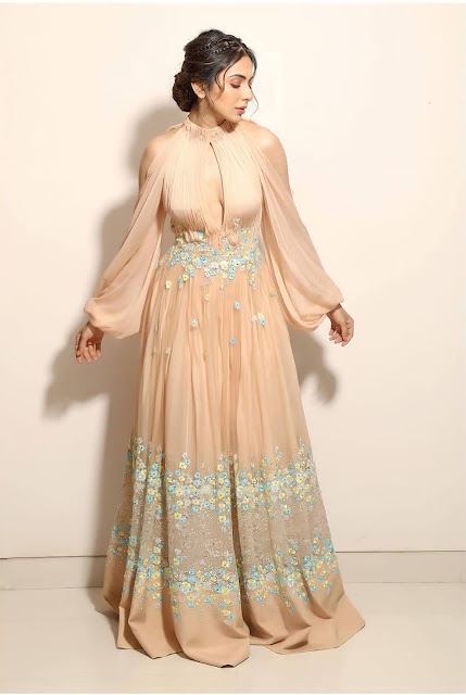 Rakul Preet Singh’s Stylish HD Clicks