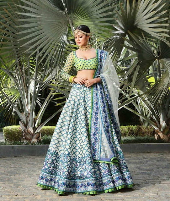 Sana Khan latest hot photoshoot images