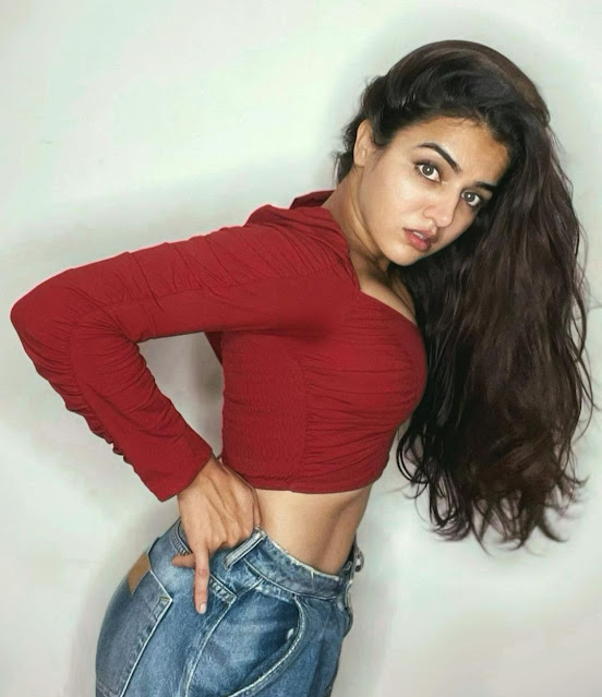 Wamiqa Gabbi Gorgeous Red Look.