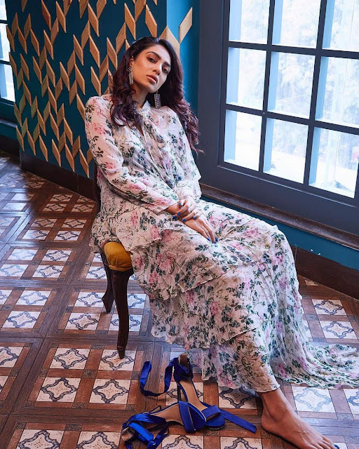 Actress Shobitha Dhulipala’s hot and stylish photoshoot