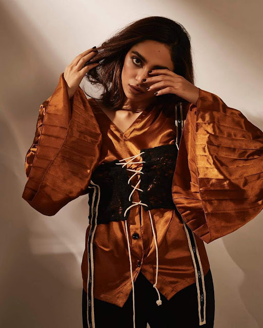 Actress Shobitha Dhulipala’s hot and stylish photoshoot