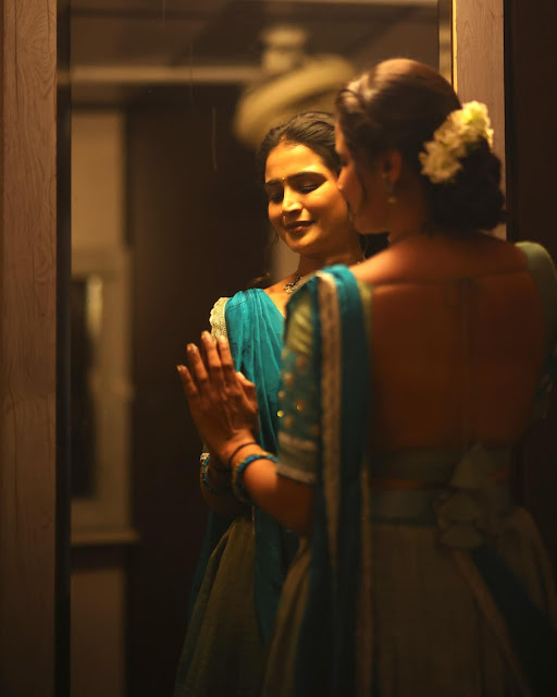 Kavya Shree latest saree photoshoot pictures looking elegant and beautiful.