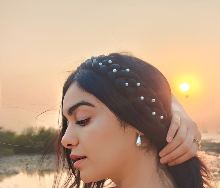 Adah Sharma Turns Up the Heat with Her Latest Pics Celebrity Sarees