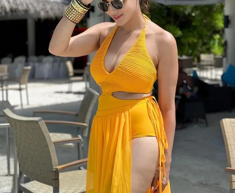 Aamna Sharif Looks Stunning in Yellow Beach One-Piece Swimsuit Celebrity Sarees