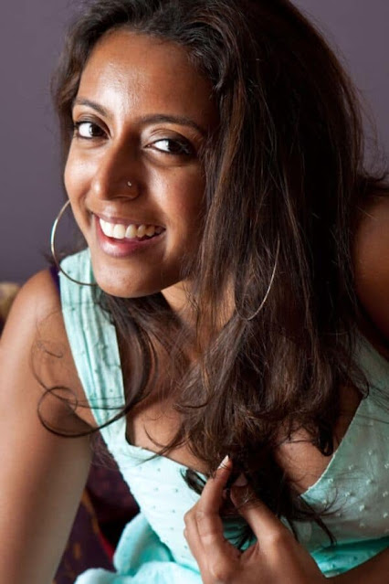 Lailie Bollywood Actress Hot Cleavage Pics