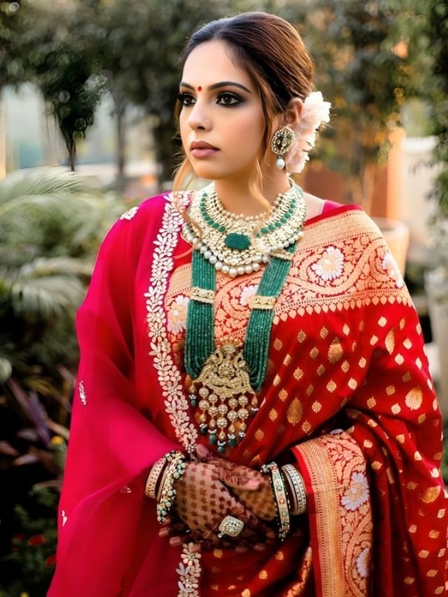 Different Types of Sarees of Different States in India: The Ultimate Guide for Saree Lovers Banarasi Silk Sarees from Varanasi