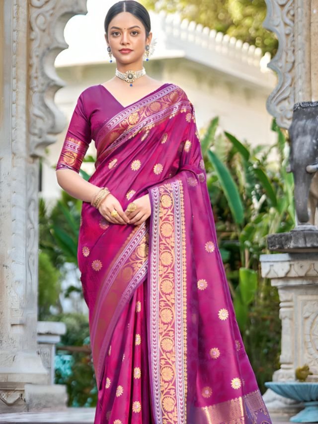 Different Types of Sarees of Different States in India: The Ultimate Guide for Saree Lovers Magenta Color Saree