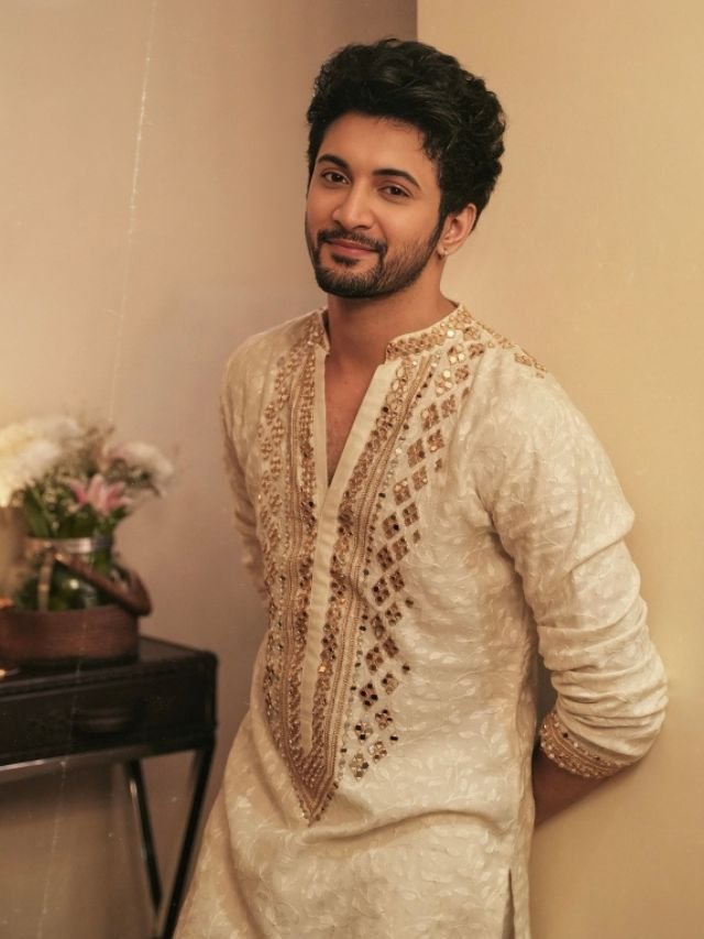 Mens Kurta Colors: What Are in Trend This Year? Cream Color Kurta for Men