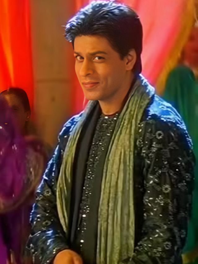 Mens Kurta Colors: What Are in Trend This Year? Shah Rukh Khan in Black Kurta
