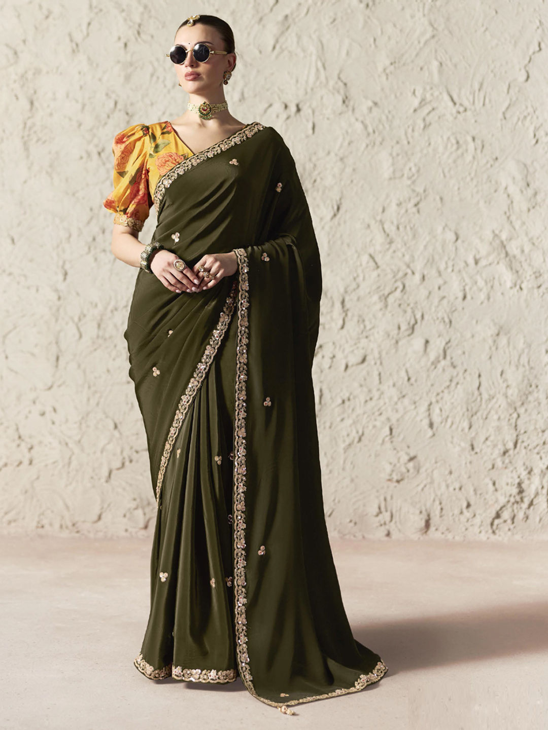 Best Bridal Sarees For Every Wedding Ceremony in USA India Wedding Saree silk-traditional-saree-in-green