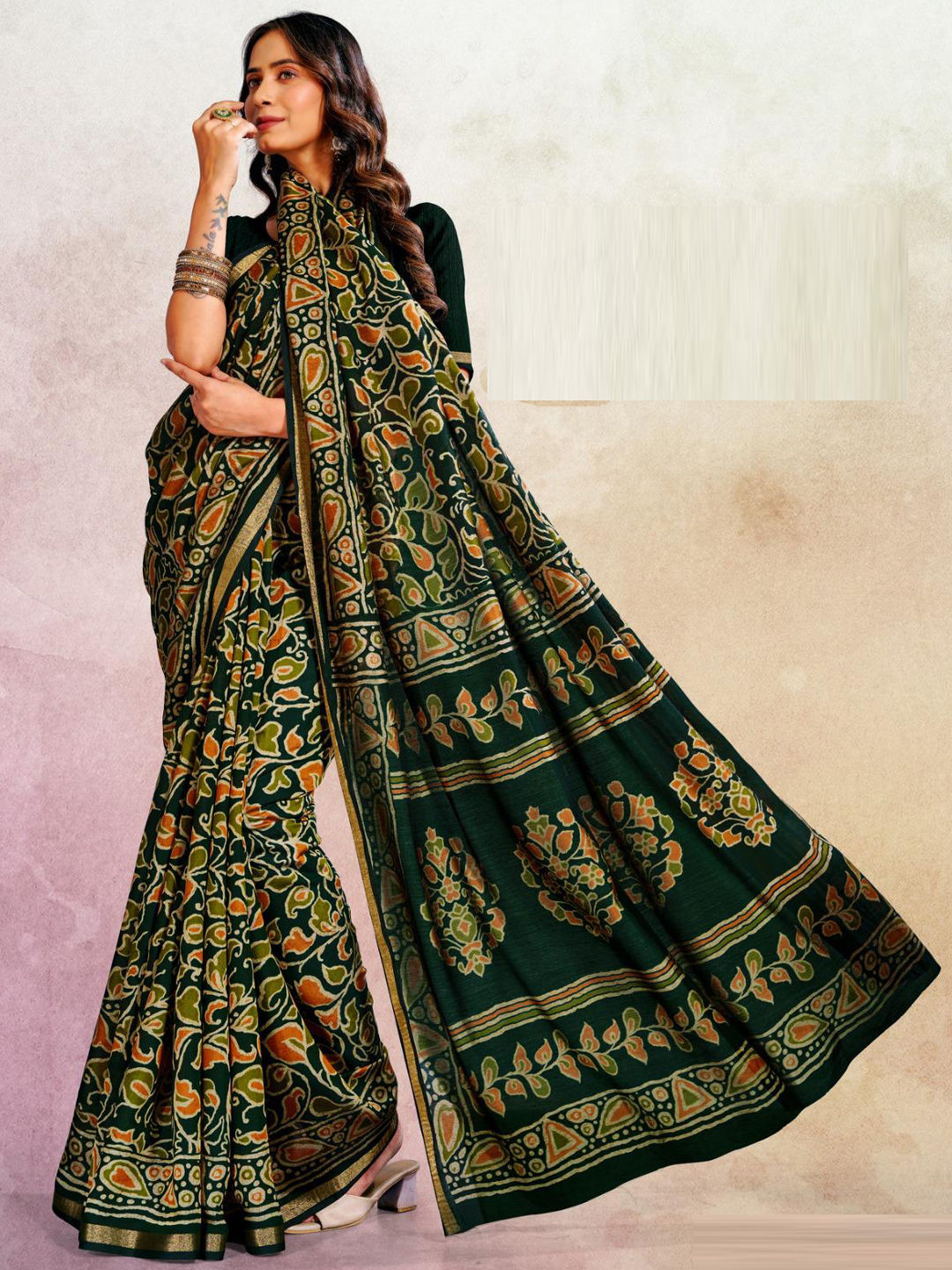 Boss Lady Vibes: 10 Saree Styles For A Confident Office Look India Wedding Saree office-work-saree
