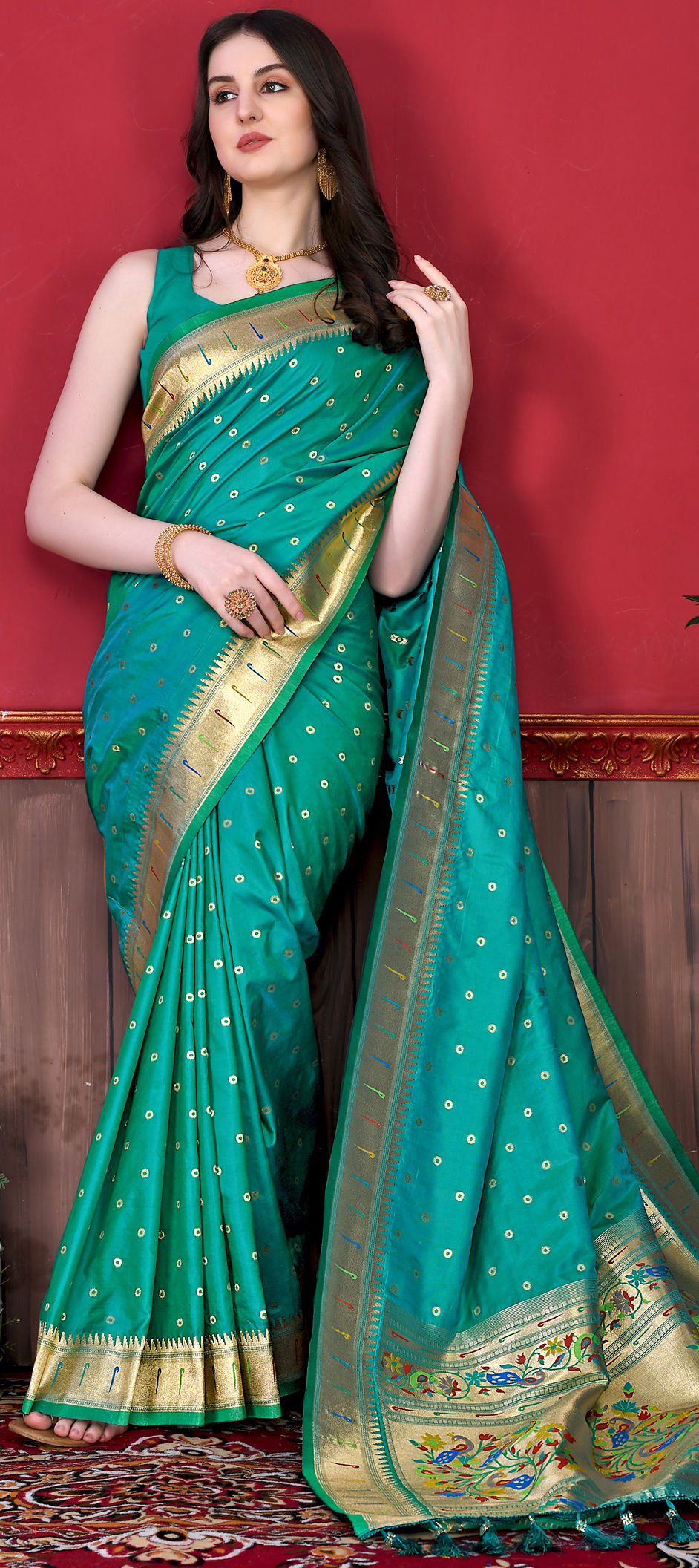 Boss Lady Vibes: 10 Saree Styles For A Confident Office Look India Wedding Saree silk-saree