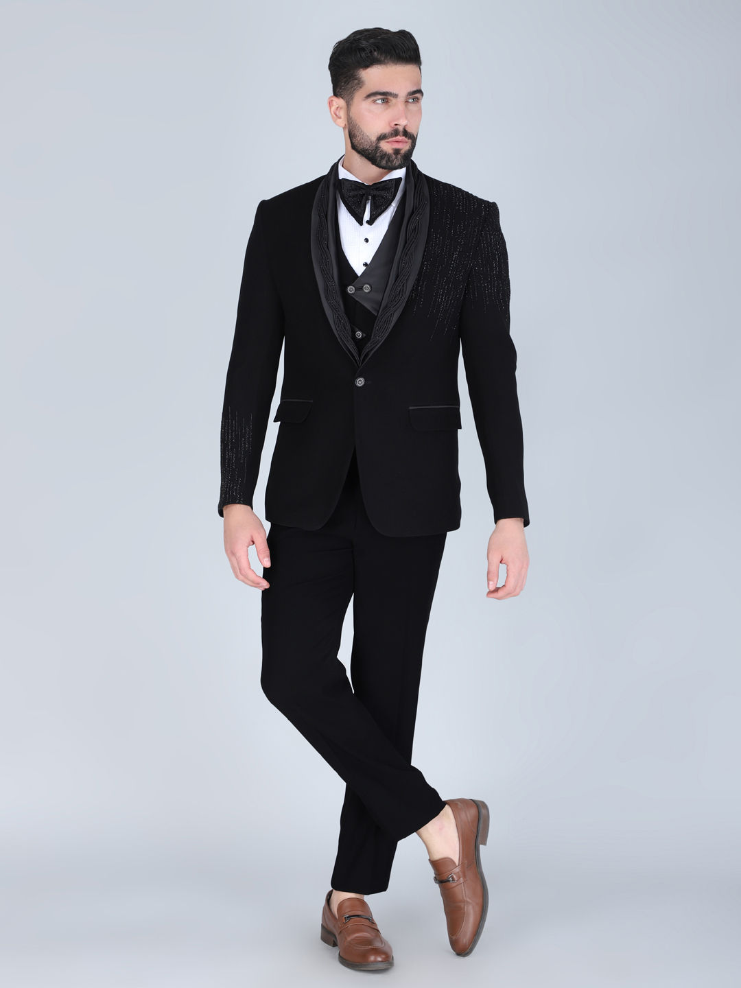 Wedding Tuxedos: The Perfect Blend Of Elegance And Confidence India Wedding Saree black-tuxedo