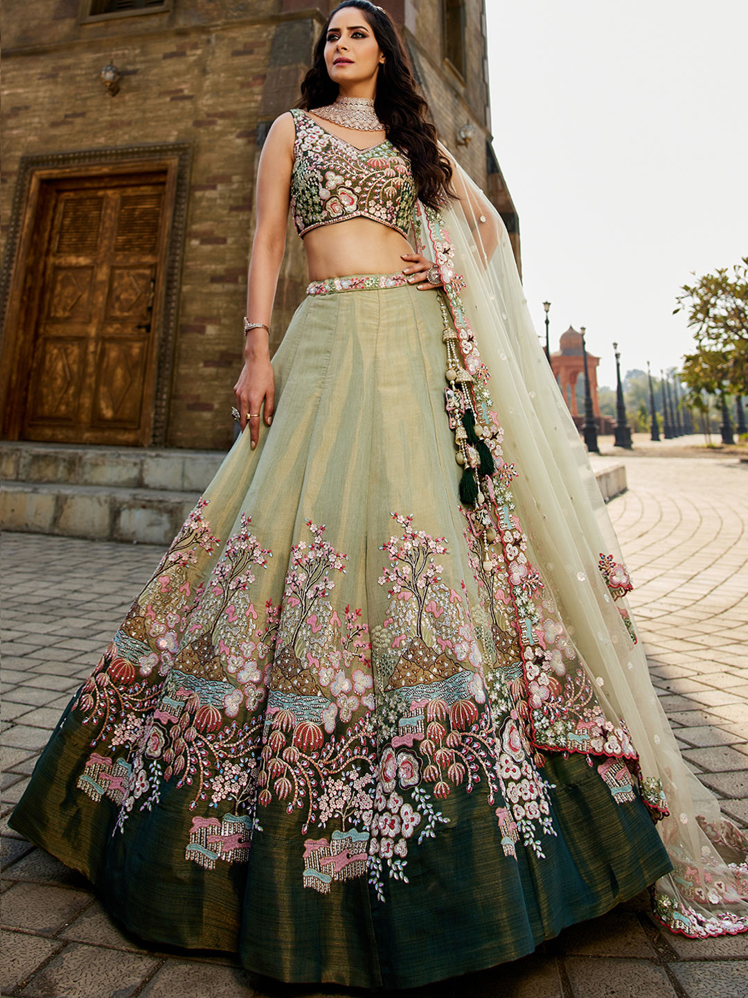 net-wedding-lehenga