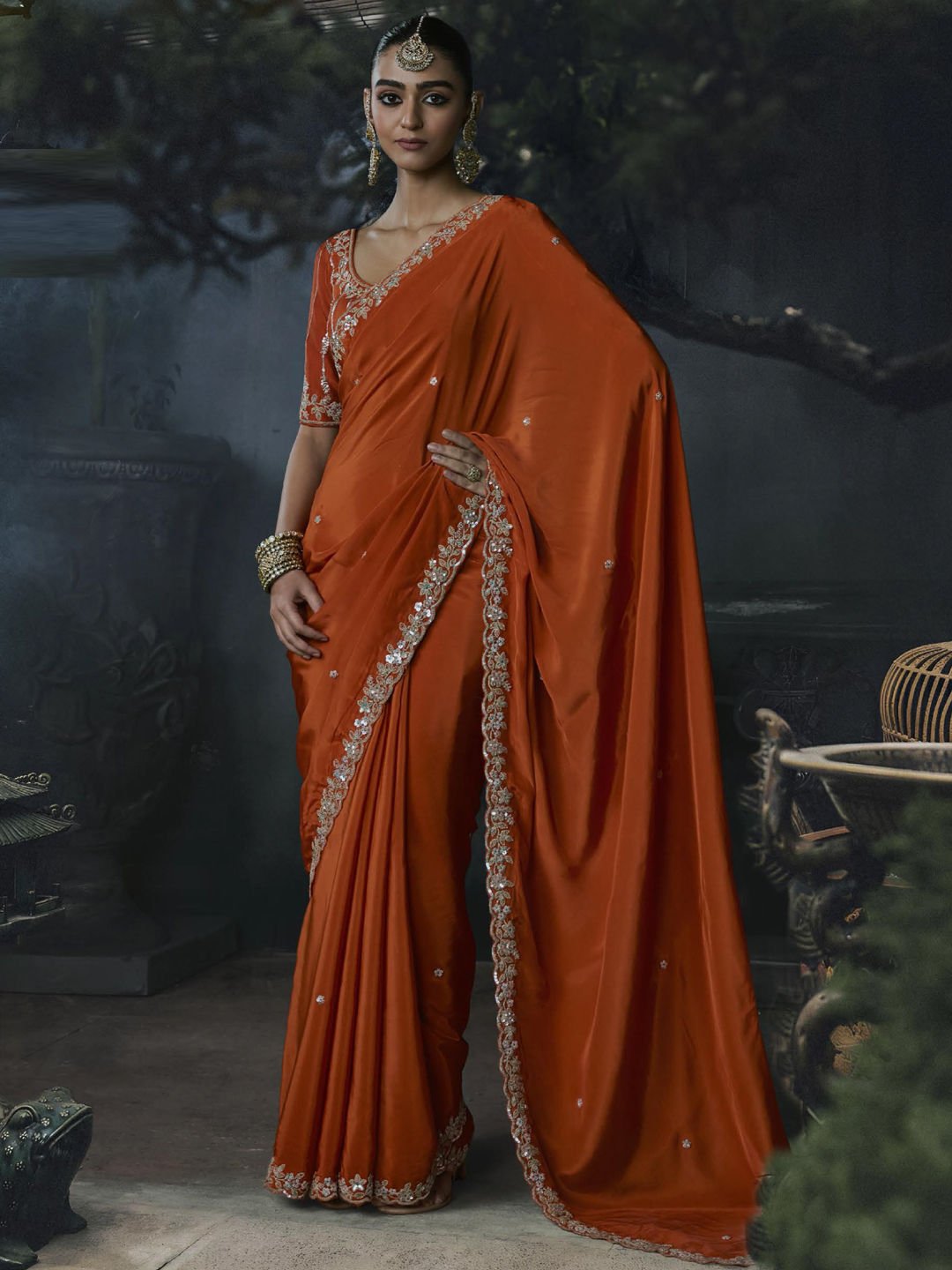 The Complete Encyclopedia Of Indian Sarees: 26 Types, Fabrics, Weaves & Regional Styles Explained India Wedding Saree tissue-traditional-saree