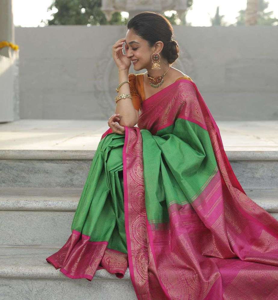 Aishwarya Arjun in a green pattu saree by Bhargavi Kunam! Bhargavi Kunam