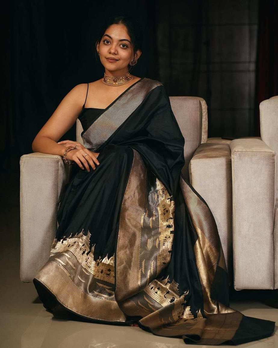 Ahaana Krishna retains it stylish in a black handloom saree! Celebrity Sarees