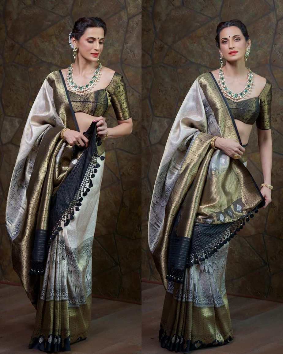 Shilpa Reddy resembles royalty in a black and white pattu saree! Shilpa Reddy