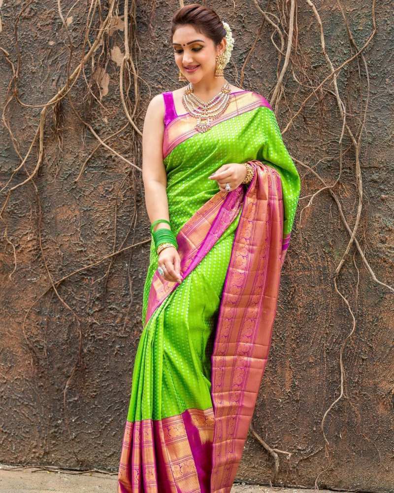 Sridevi Vijaykumar in a green kanjeevaram saree! Sridevi
