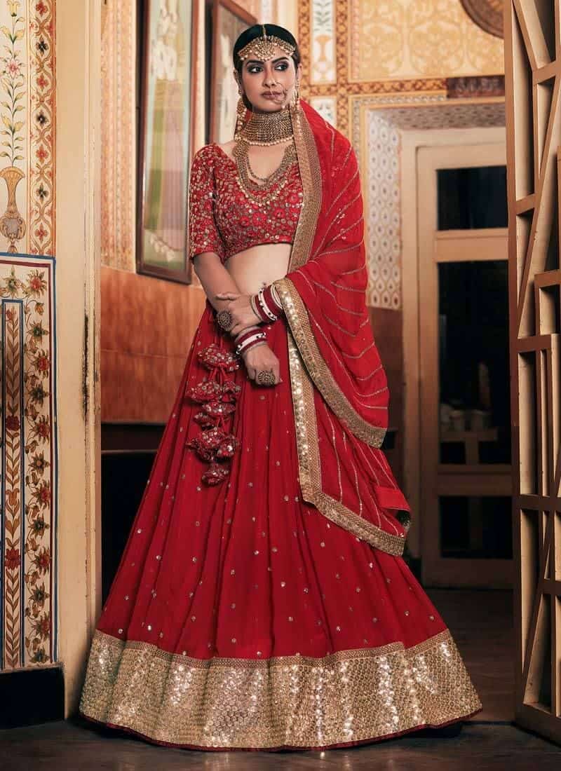 10 Tips To Follow While Shopping For Your Bridal Lehenga 10 Tips To Follow While Shopping For Your Bridal Lehenga Ethnic Fashion wear