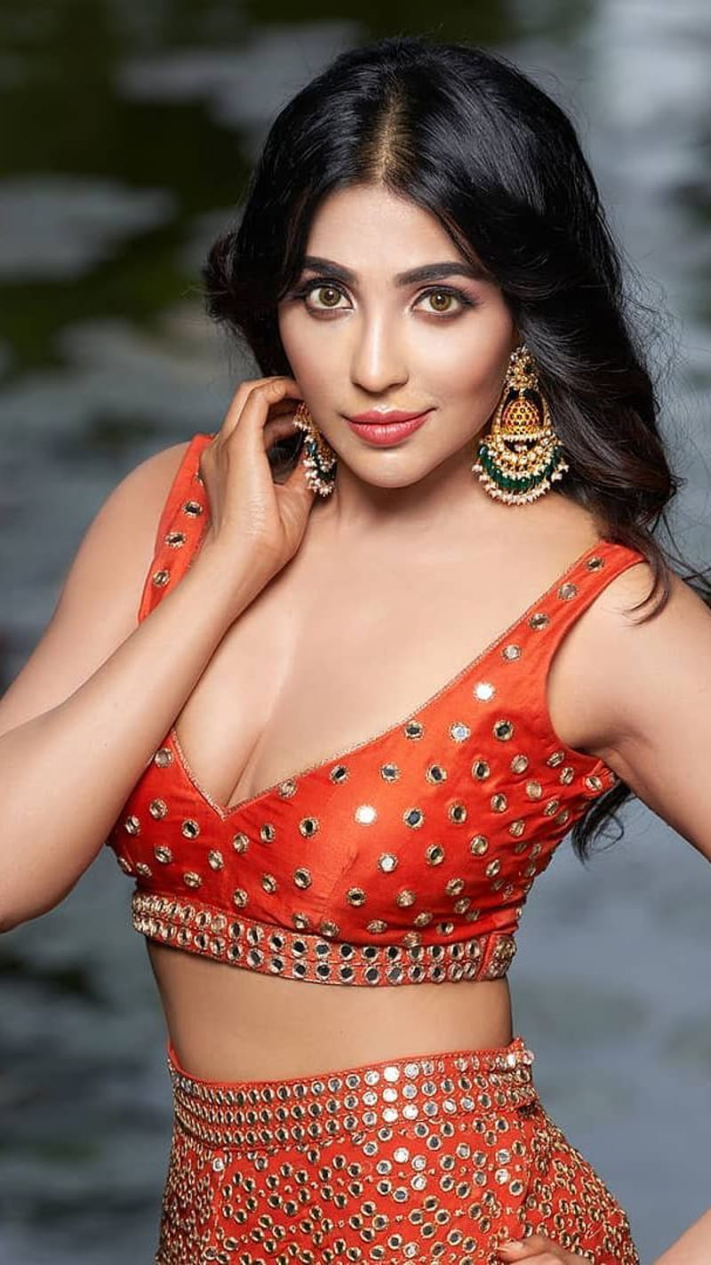 PARVATI NAIR WHATSAPP GROUP LINKS Celebrity Sarees