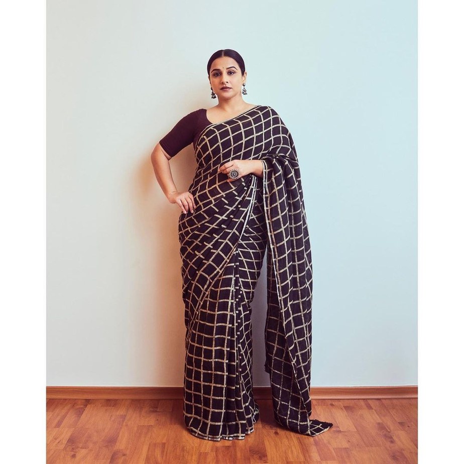 Vidya Balan looks her ethnic best in a black checkered saree! Vidya Balan looks her ethnic best in a black checkered saree! Vidya Balan
