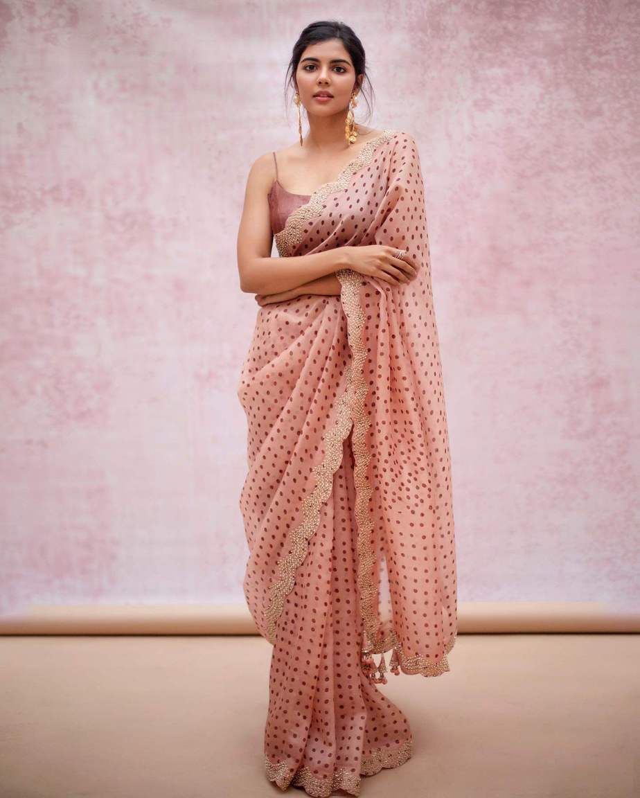 Kalyani Priyadarshan looks stunning in a polka dot saree at Mirchi Awards’22! Celebrity Sarees