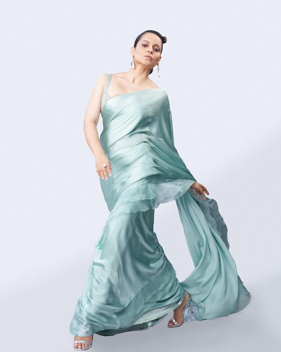 Kangana Ranaut looks fierce as ever in a blue satin silk saree for “Lock Upp”! kangana ranaut in a saree