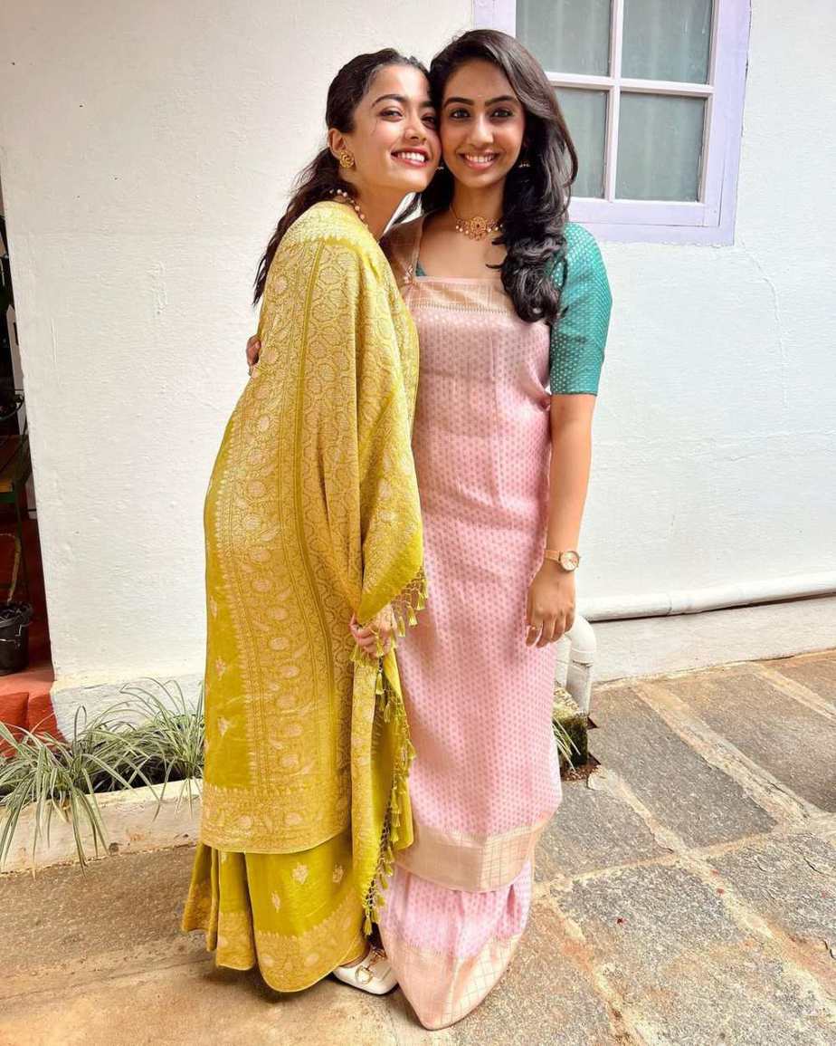 Rashmika is a traditional bridesmaid in a lime green silk saree for her BFF’s wedding! how to style a silk saree