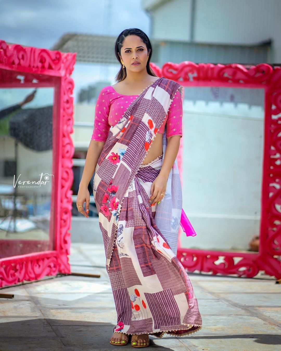 Anasuya Bhardawaj in a printed saree! Anasuya Bhardawaj in a printed saree! Celebrity Sarees