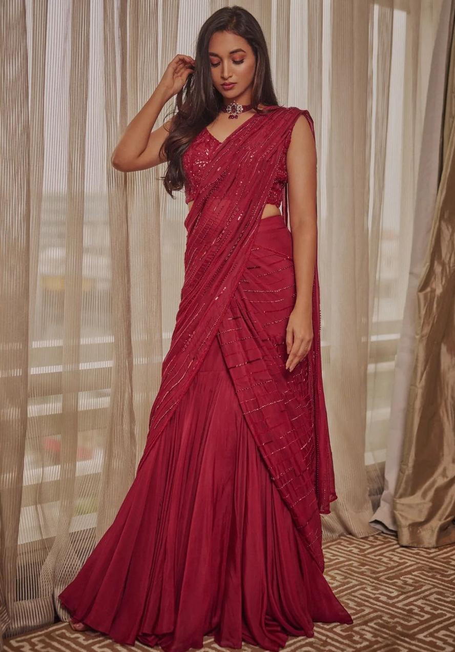 Srinidhi Shetty’s ravishing look in a red lehenga saree! How to style a lehenga saree