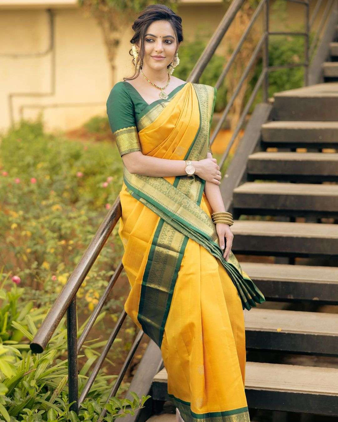 Athulyaa Ravi’s traditional wedding guest look in a yellow Kanchipuram saree! Athulyaa Ravi’s traditional wedding guest look in a yellow Kanchipuram saree! Athulya Ravi