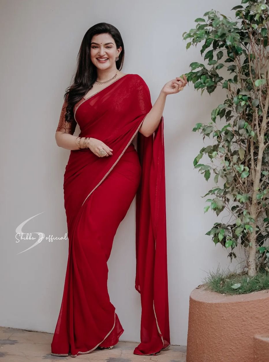 Honey Rose looks ravishing in a red chiffon saree at an inaugural function! Honey Rose looks ravishing in a red chiffon saree at an inaugural function! honey rose in a saree