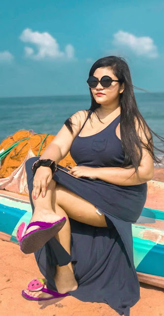 Indian Hot Model Mounica Latest Hot Stills At Beach Celebrity Sarees