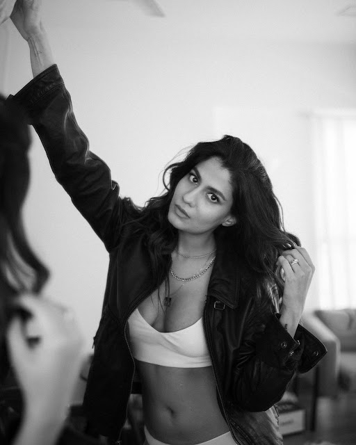 Shreya Dhanwanthary Sizzles in Latest Hot Photoshoot Pics Celebrity Sarees