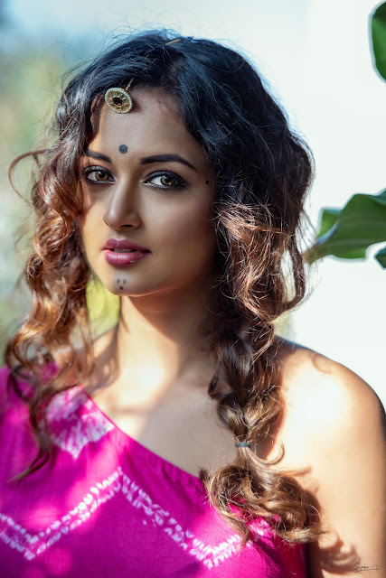 Shanvi Srivastava’s Latest Photoshoot Looks Celebrity Sarees