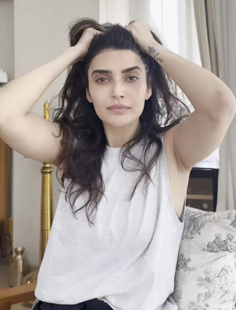 Karishma Tanna’s Latest Hot Photos | Glamorous & Bold Look Celebrity Sarees